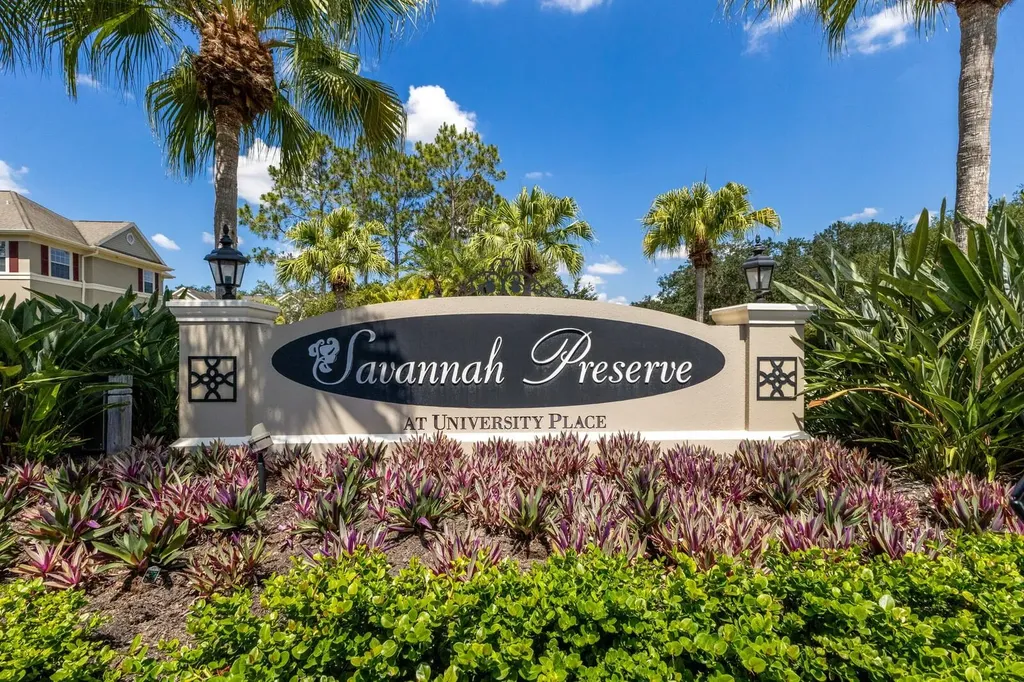 7906 St Simons Street University Park FL 34201