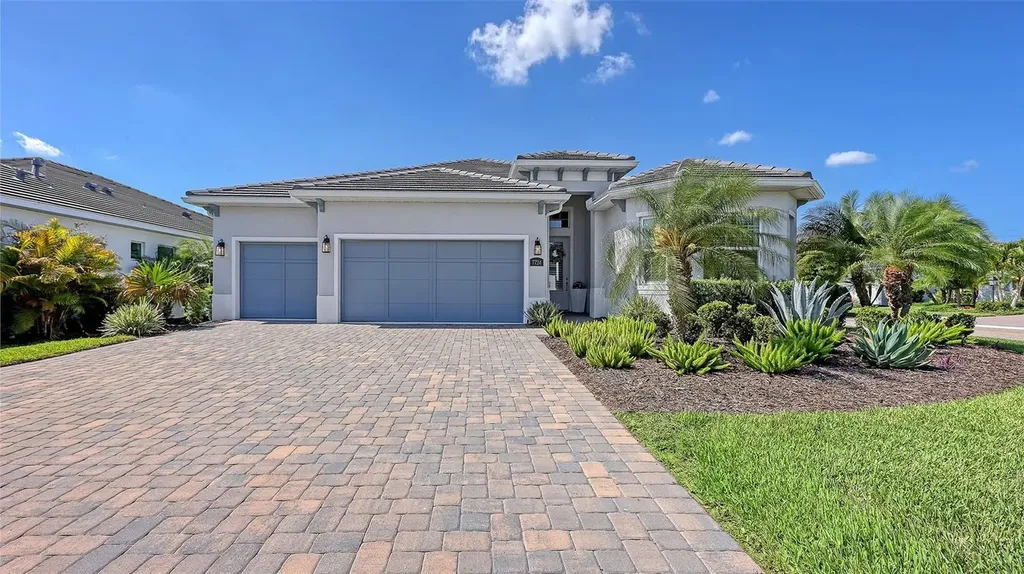 7724 Sandhill Lake Drive Sarasota FL 34241