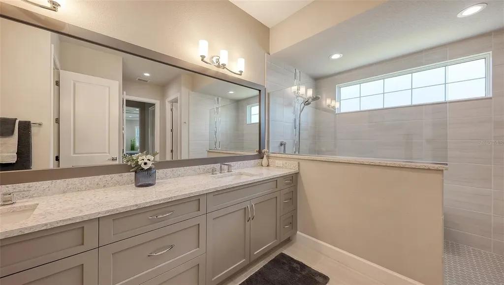 7724 Sandhill Lake Drive Sarasota FL 34241