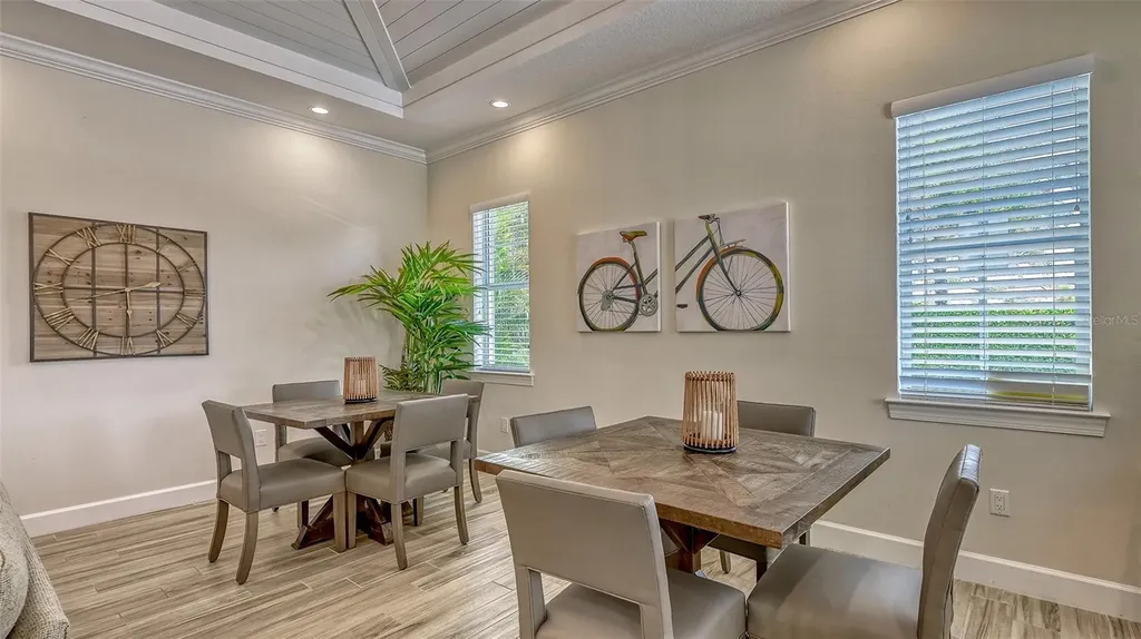 7724 Sandhill Lake Drive Sarasota FL 34241