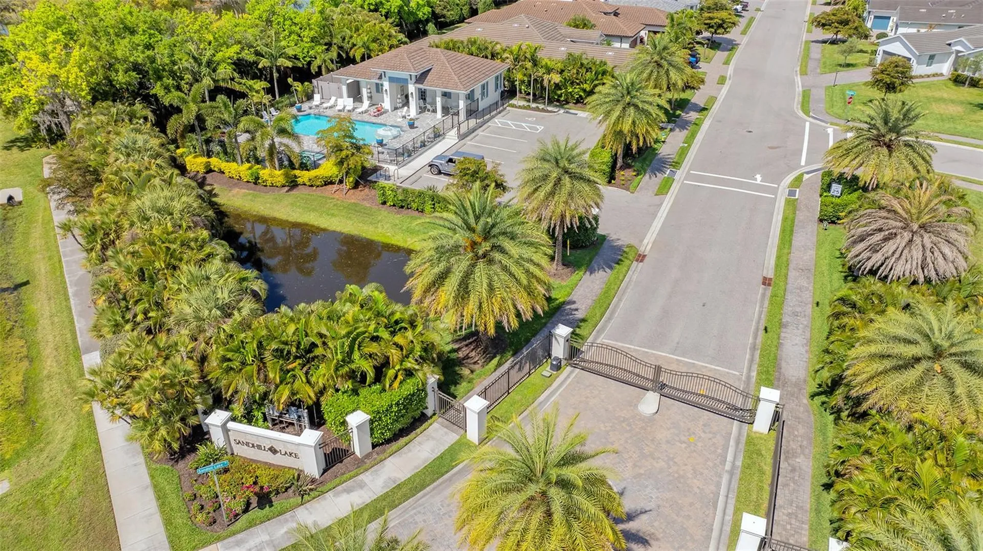 7724 Sandhill Lake Drive Sarasota FL 34241