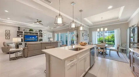 7724 Sandhill Lake Drive Sarasota FL 34241