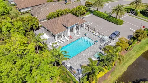 7724 Sandhill Lake Drive Sarasota FL 34241