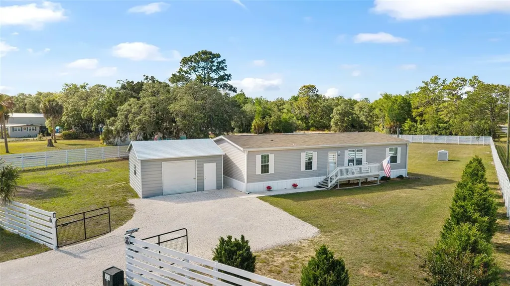 6791 W Holiday Street Homosassa FL 34446