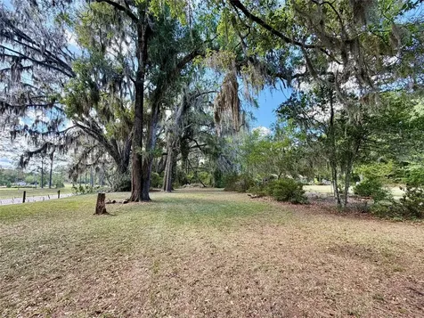 25104 N County Road 1491 Alachua FL 32615
