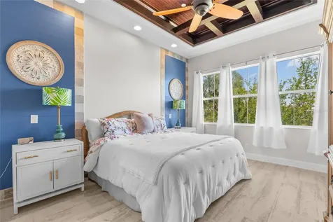 319 Compass Point Drive Bradenton FL 34209