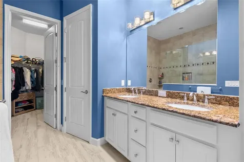 319 Compass Point Drive Bradenton FL 34209
