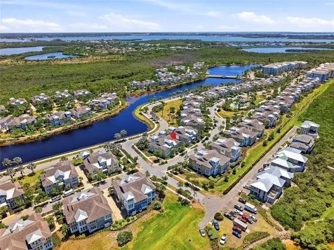 319 Compass Point Drive Bradenton FL 34209
