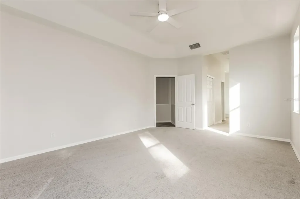 3810 Spruce Pine Drive Valrico FL 33596