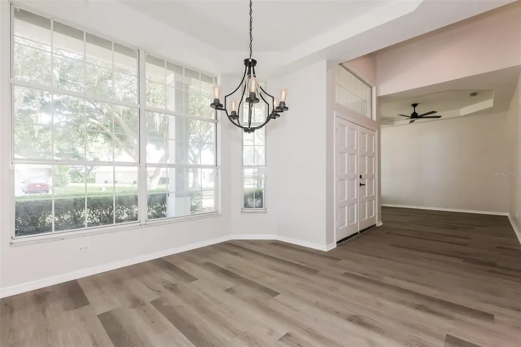 3810 Spruce Pine Drive Valrico FL 33596