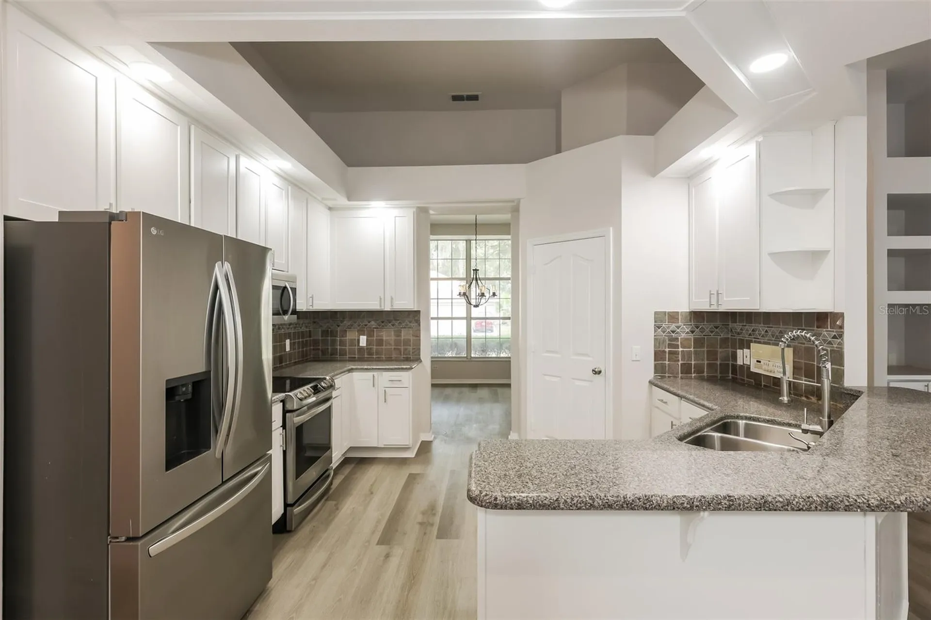 3810 Spruce Pine Drive Valrico FL 33596