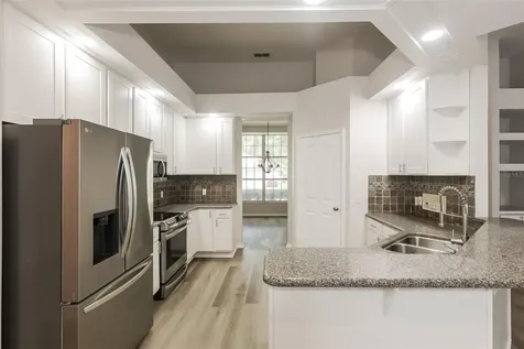 3810 Spruce Pine Drive Valrico FL 33596