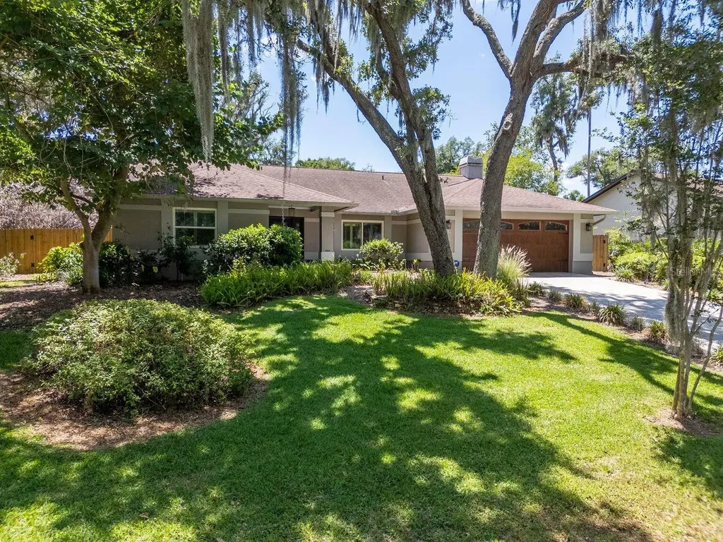 2763 Buckhorn Oaks Drive Valrico FL 33594