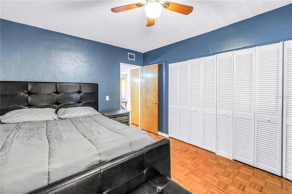 4143 56th Street N Kenneth City FL 33709