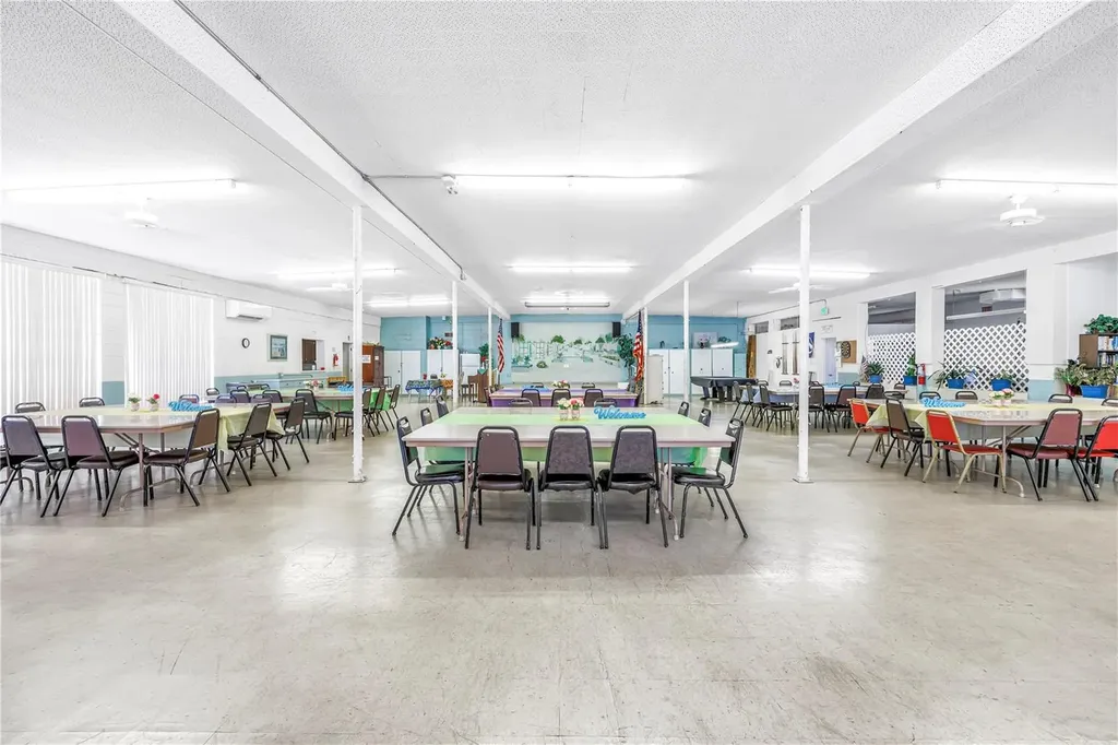 4143 56th Street N Kenneth City FL 33709