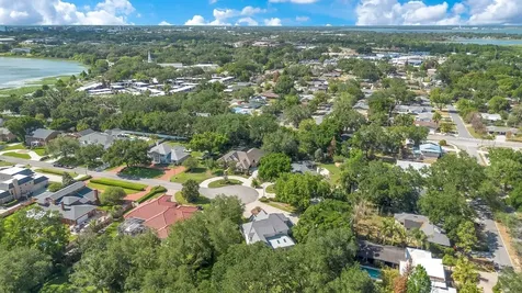 1451 Hollingsworth Oaks Drive Lakeland FL 33803
