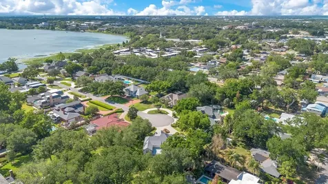 1451 Hollingsworth Oaks Drive Lakeland FL 33803