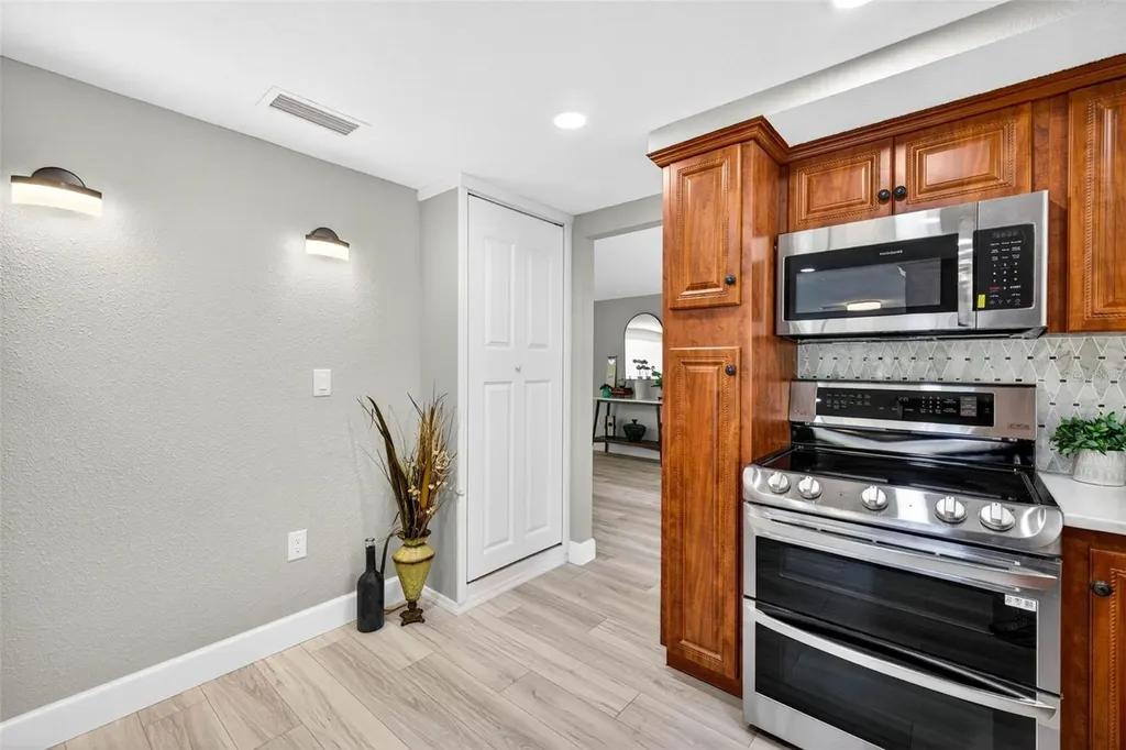 12415 Stagecoach Lane Hudson FL 34667