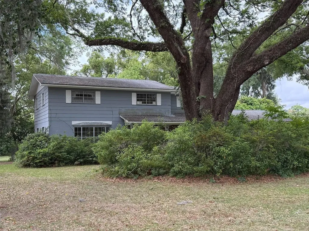 2242 SE 7th Street Ocala FL 34471