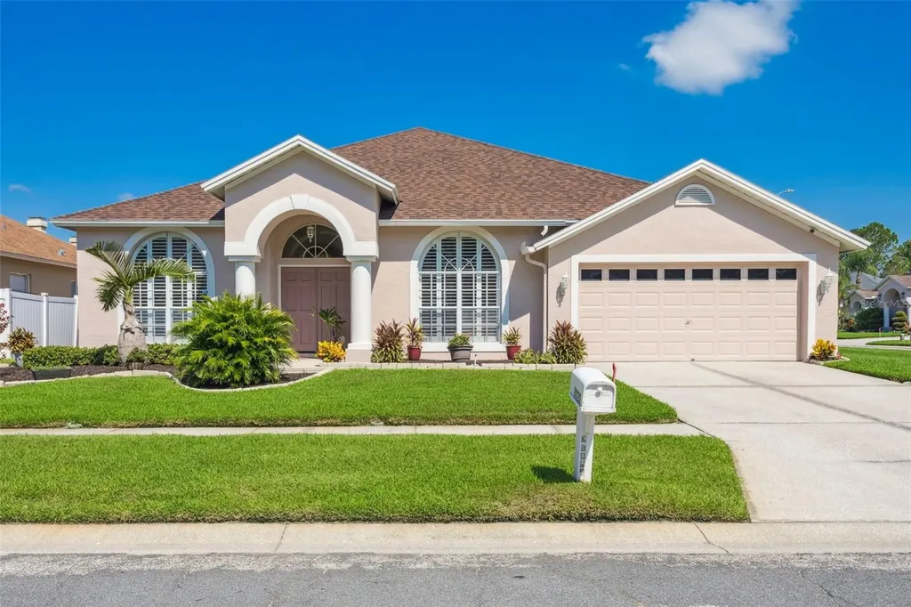 10020 Cypress Shadow Avenue Tampa FL 33647