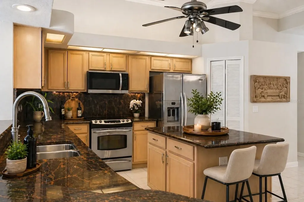 10020 Cypress Shadow Avenue Tampa FL 33647