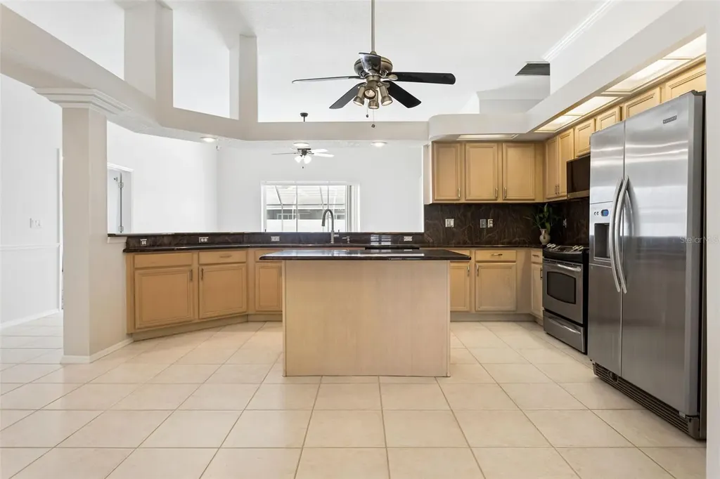10020 Cypress Shadow Avenue Tampa FL 33647