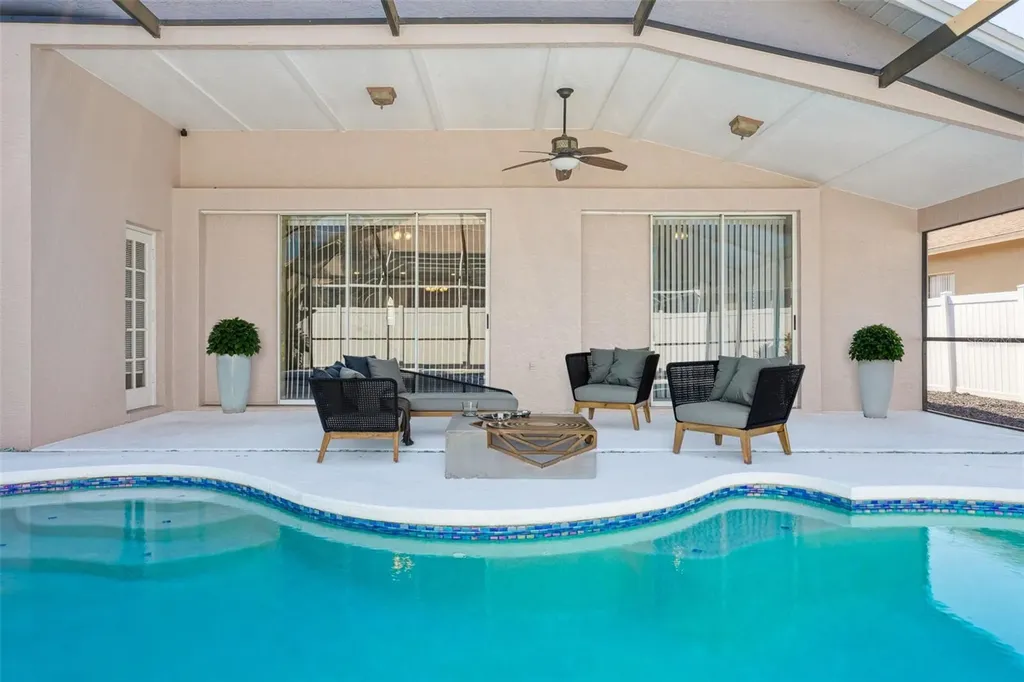 10020 Cypress Shadow Avenue Tampa FL 33647