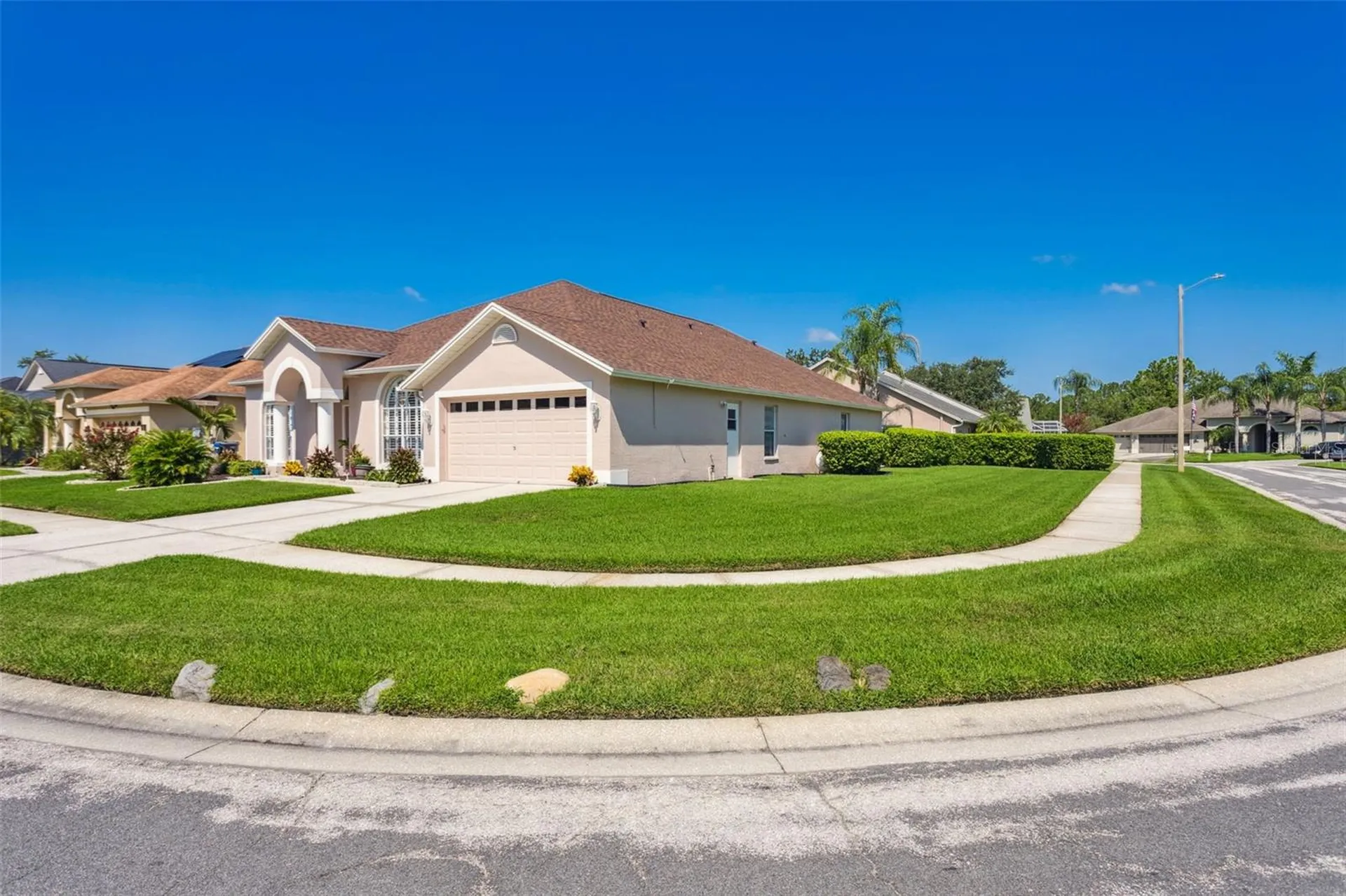 10020 Cypress Shadow Avenue Tampa FL 33647