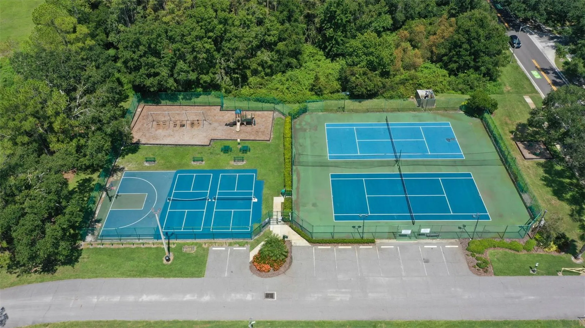 10020 Cypress Shadow Avenue Tampa FL 33647
