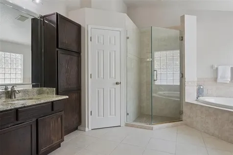 10020 Cypress Shadow Avenue Tampa FL 33647