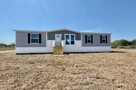 19520 NW 260th Street Okeechobee FL 34972
