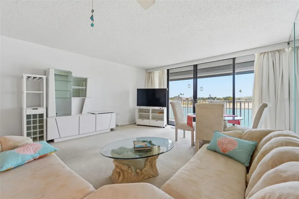 450 Treasure Island Causeway Treasure Island FL 33706