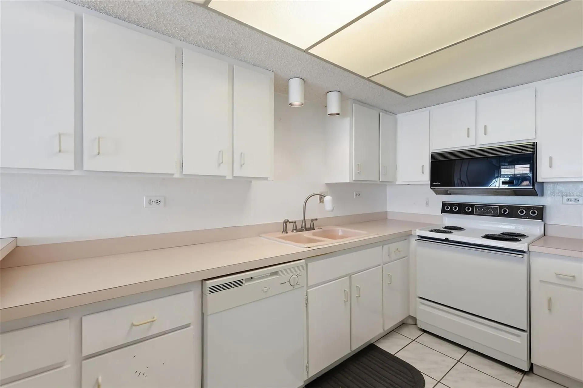 450 Treasure Island Causeway Treasure Island FL 33706