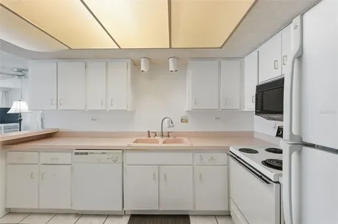 450 Treasure Island Causeway Treasure Island FL 33706