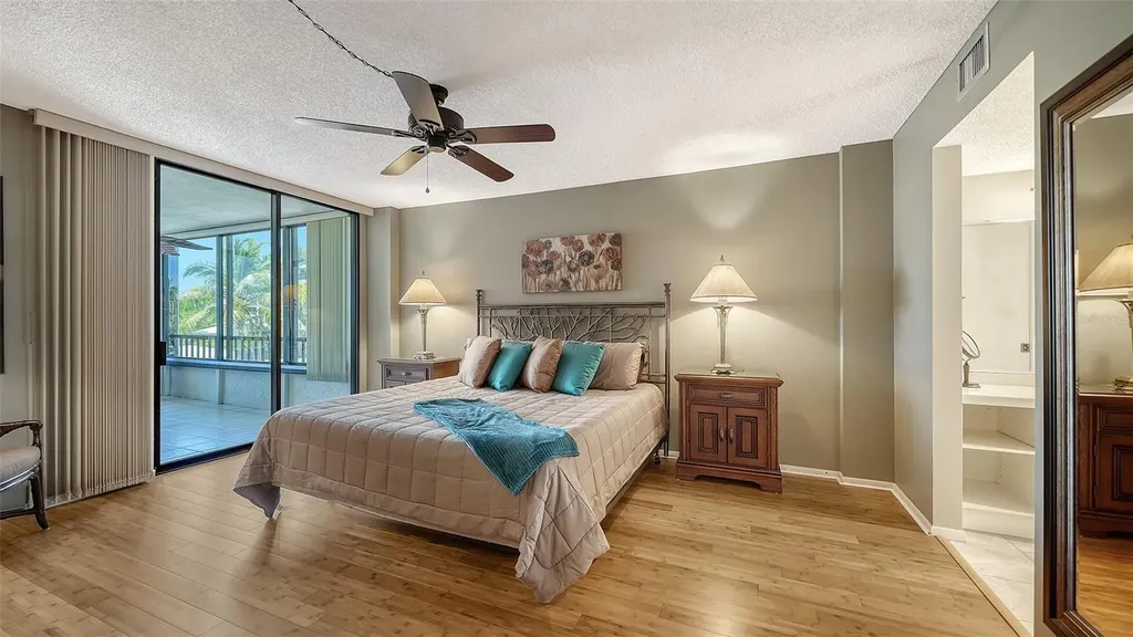 8773 Midnight Pass Road Sarasota FL 34242