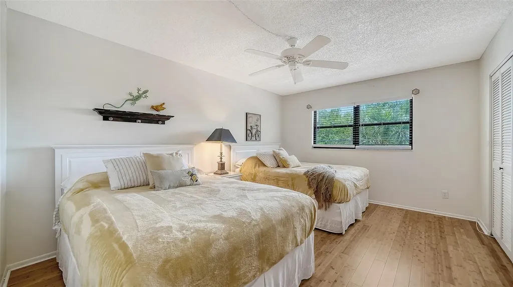8773 Midnight Pass Road Sarasota FL 34242