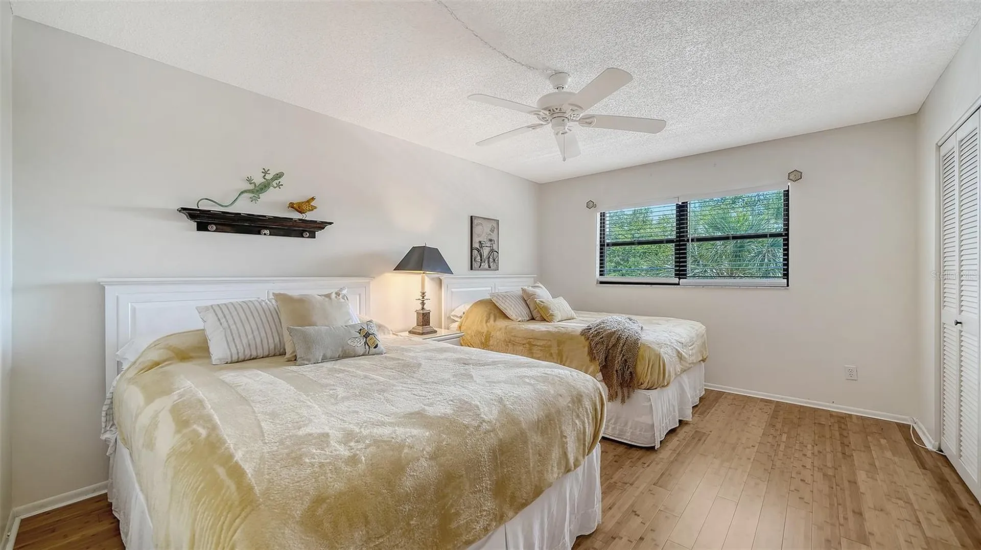 8773 Midnight Pass Road Sarasota FL 34242