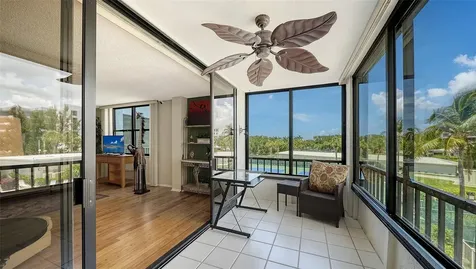 8773 Midnight Pass Road Sarasota FL 34242