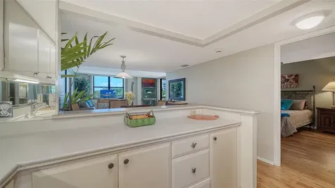 8773 Midnight Pass Road Sarasota FL 34242