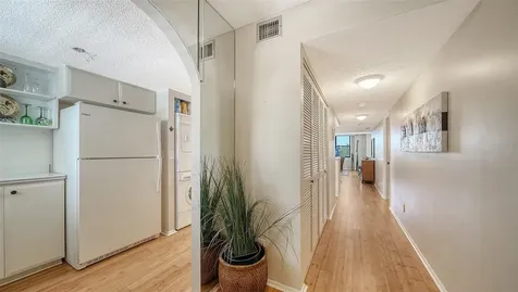 8773 Midnight Pass Road Sarasota FL 34242