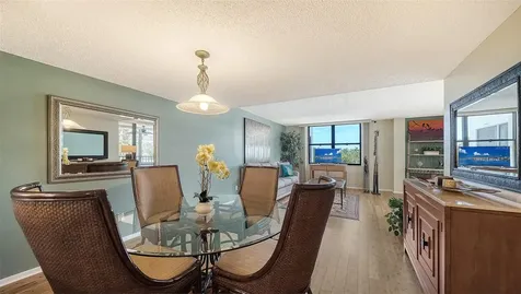 8773 Midnight Pass Road Sarasota FL 34242