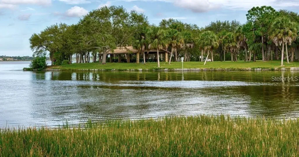 7560 92nd Street Seminole FL 33777