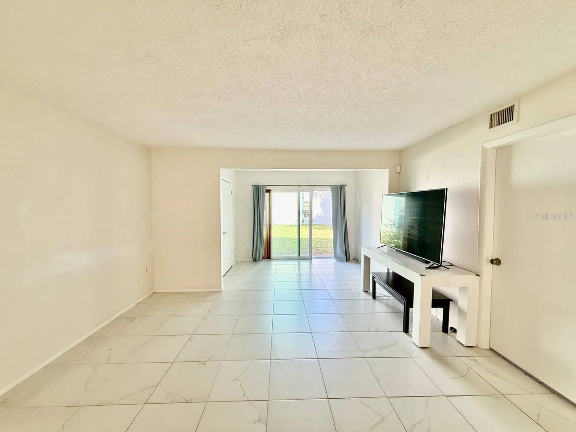 7560 92nd Street Seminole FL 33777