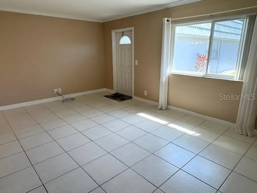 202 Bedford Trail Sun City Center FL 33573