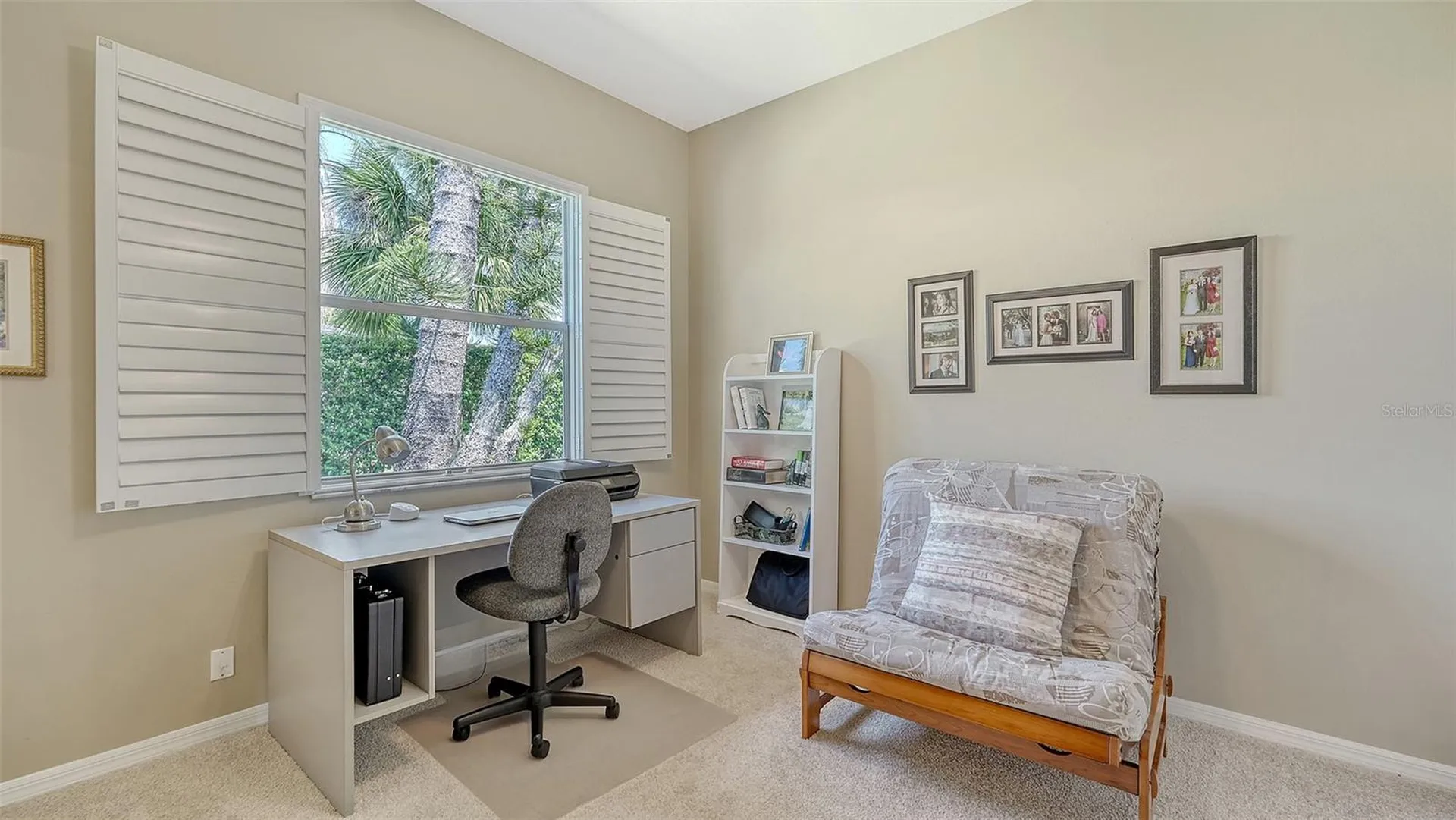5270 Far Oak Circle Sarasota FL 34238