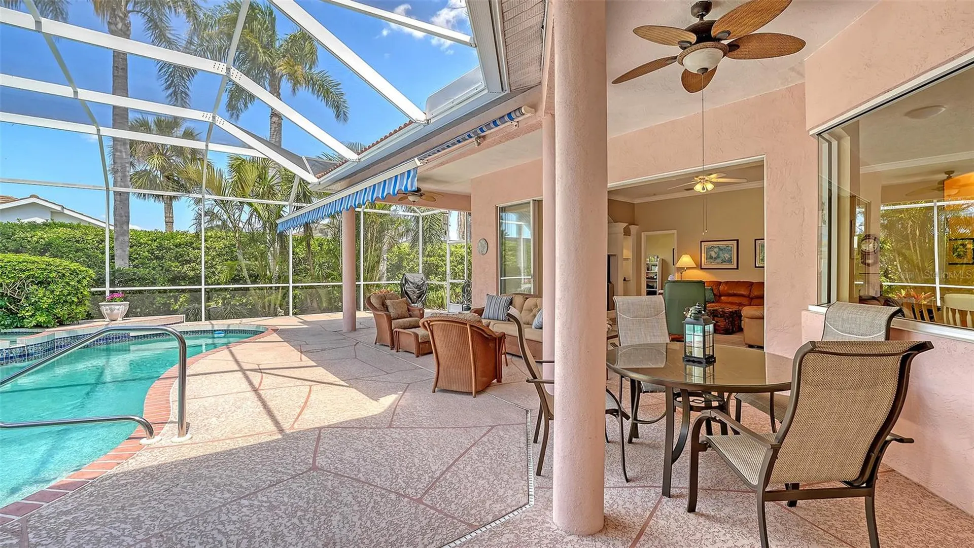 5270 Far Oak Circle Sarasota FL 34238
