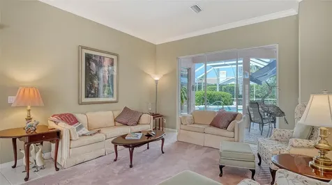 5270 Far Oak Circle Sarasota FL 34238