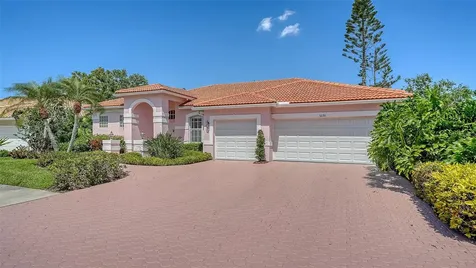 5270 Far Oak Circle Sarasota FL 34238