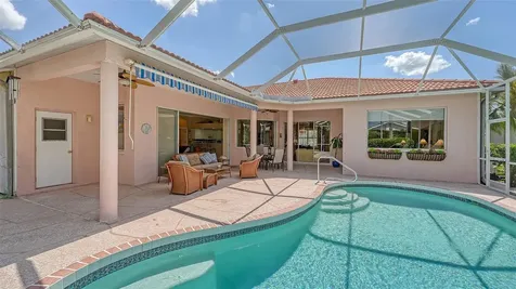 5270 Far Oak Circle Sarasota FL 34238