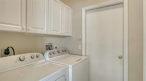 5270 Far Oak Circle Sarasota FL 34238